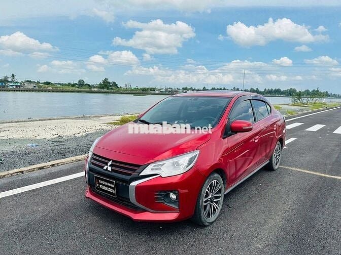 Mitsubishi Attrage Premium 2022