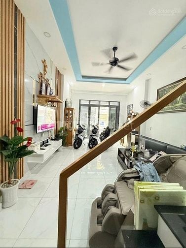 BÁN NHÀ MẶT TIỀN KINH DOANH  KHU VIP  K300, TÂN BÌNH 