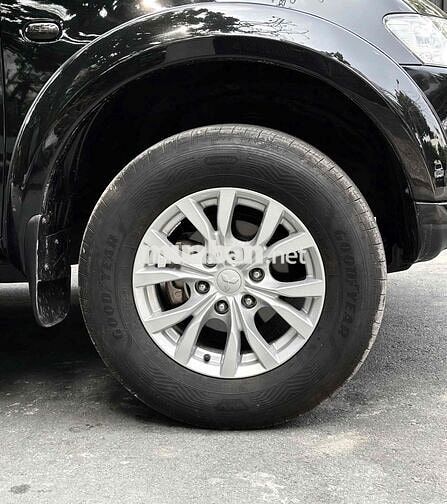 Mitsubishi Pajero Sport 2016 G 4x2 MT