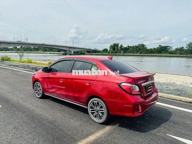 Mitsubishi Attrage Premium 2022