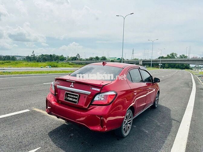 Mitsubishi Attrage Premium 2022