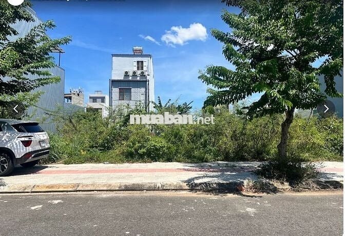 Đất nền Đầm Sen Nam Hòa Xuân view Sông, núi giá cực tốt