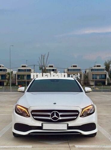 Mercedes Benz E250 MODEL 2018 Biển SG Full ls Hãng