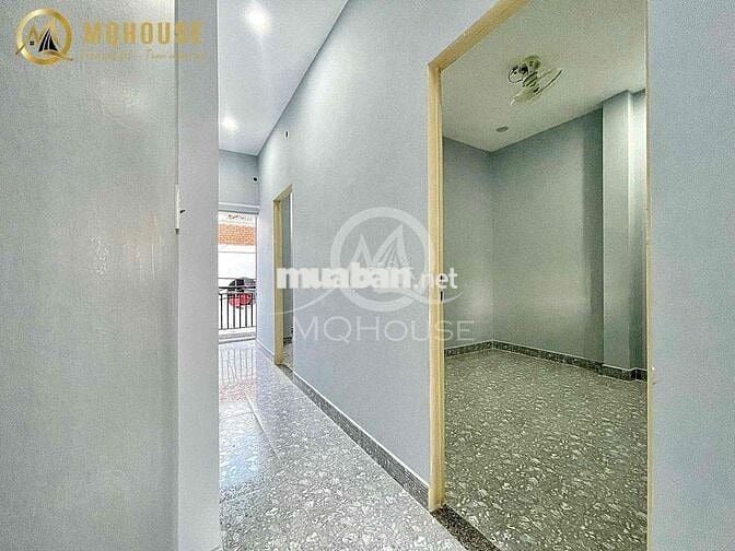 NHÀ NGUYÊN CĂN 90m2 2PN 2WC BAN CÔNG NGAY LẠC LONG QUÂN GIÁP Q10