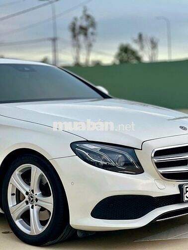 Mercedes Benz E250 MODEL 2018 Biển SG Full ls Hãng