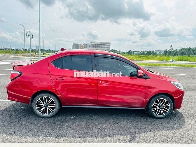 Mitsubishi Attrage Premium 2022