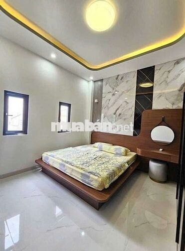 Nhà phố 3 tầng mặt tiền kinh doanh cách đường lớn chỉ 100m