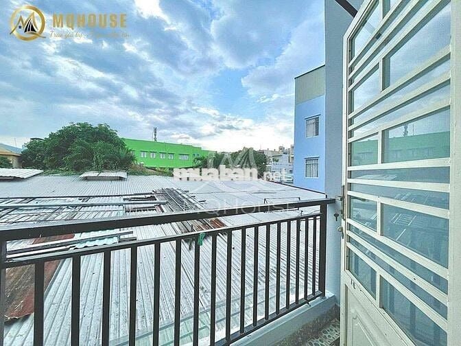 NHÀ NGUYÊN CĂN 90m2 2PN 2WC BAN CÔNG NGAY LẠC LONG QUÂN GIÁP Q10
