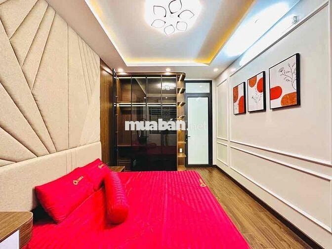 Bán gấp nhà Trần Thái Tông - ngõ thoáng - 47m2x5 tầng gần phố quanh 9t