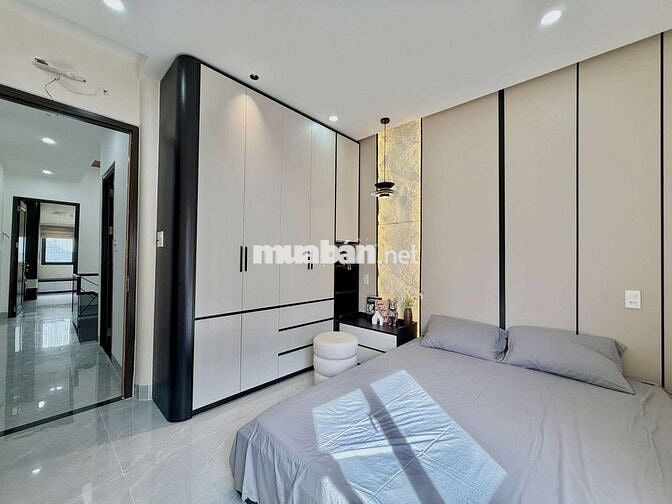 Siêu phẩm 3 mê full nội thất ô tô đậu sát nhà đường nguyễn thành hãn