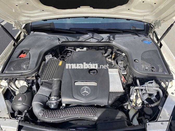 Mercedes Benz E250 MODEL 2018 Biển SG Full ls Hãng