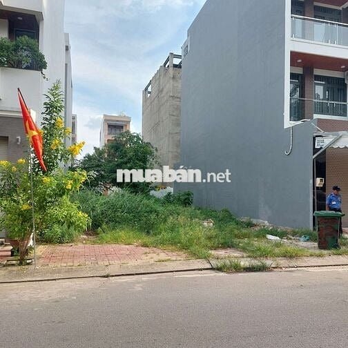 Đât full thổ cư ,mt đường 16m ,khu vip 38ha Dương Thị Giang