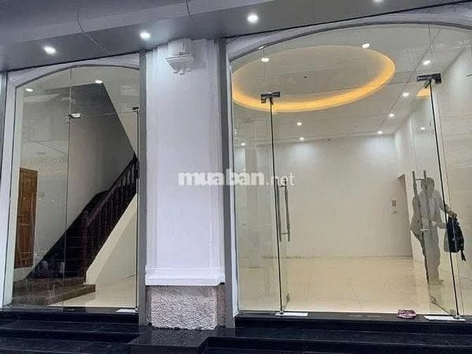 Cho thuê nhà ngõ 279 giảng võ 85m x4T giá 18tr/th