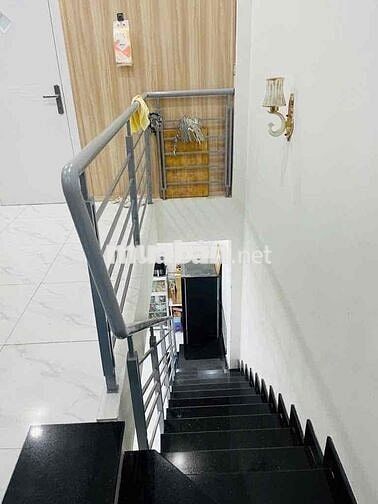 NHÀ P15 THỐNG NHẤT HẺM SẠCH 3M ( 3,55X10) SỐ HỒNG RIÊNG
