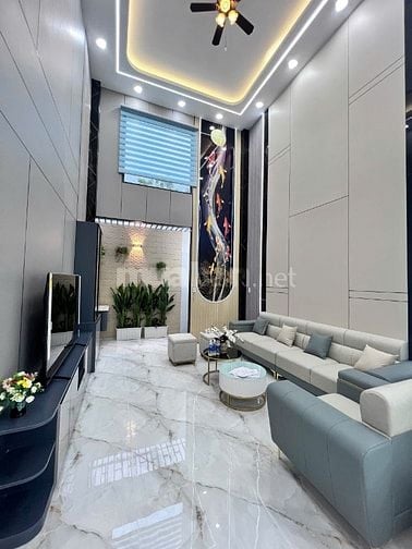Nhà mới Thạnh Xuân 25. DT: 4.40 x 18.25m. Giá: 7.8 tỷ