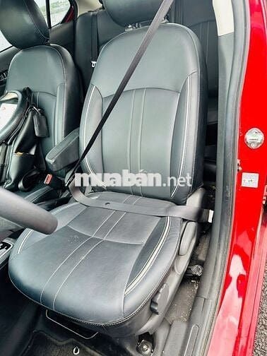 Mitsubishi Attrage Premium 2022