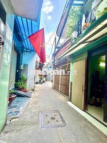 NHÀ ĐẸP ÂU CƠ 2 TẦNG BTCT 3PN3WC KHÔNG LG QH HOÀN CÔNG