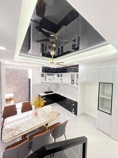 nhà mặt tiền kinh doanh buôn bán, đã hoàn công, bình chuẩn bình dương