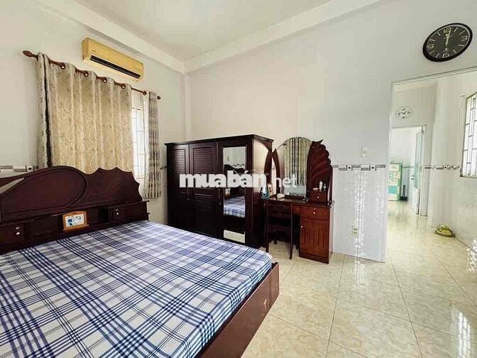 Nhà Ngang 5m - quận 8 - Cầu Chà Và - 50m2 - Hoàn Công - chỉ hơn 5ty