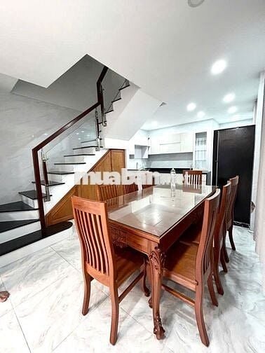 56.2m2 - Giá 10.8tỷ- HXH căn góc Hoàng Trọng Mậu kế tiểu học Tân Hưng