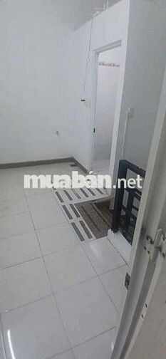 Cho thuê nhà nguyên căn.Đường Hòa Hưng. Phường 12.Quận 10.