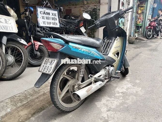 Xe vewa trung cuôc