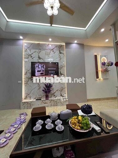 Siêu phẩm lõi quận Hai Bà Trưng,Nội thất chuẩn 5 Sao , 3 gác đỗ cửa