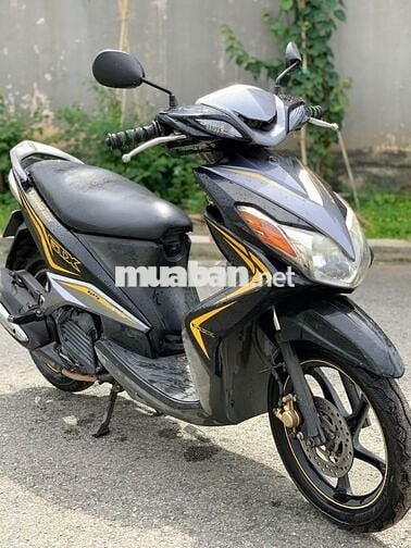 luvias XC đời 2012 máy zin có bán trả góp
