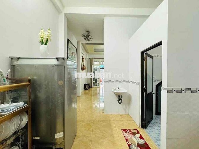 Nhà Ngang 5m - quận 8 - Cầu Chà Và - 50m2 - Hoàn Công - chỉ hơn 5ty