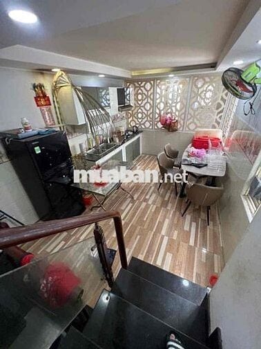 Bán nhà 1/ hẻm 8m trước nhà trung tâm quận 11