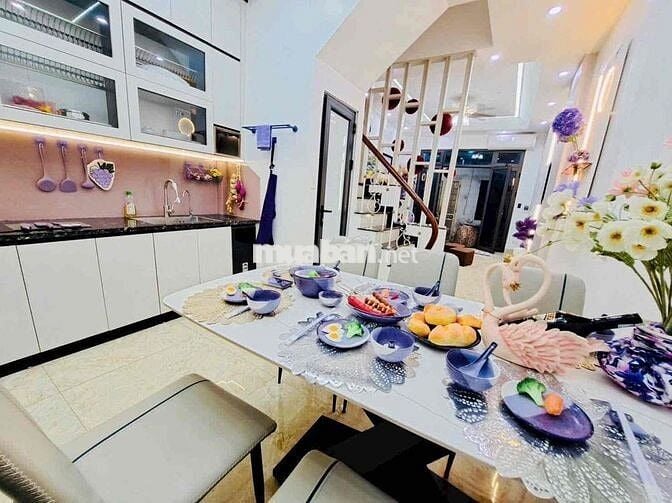 Siêu phẩm lõi quận Hai Bà Trưng,Nội thất chuẩn 5 Sao , 3 gác đỗ cửa