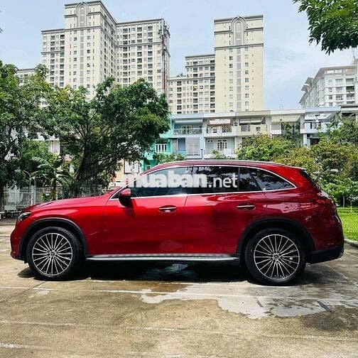 Mercedes Benz GLC 2023 300 4Matic - 68000 km