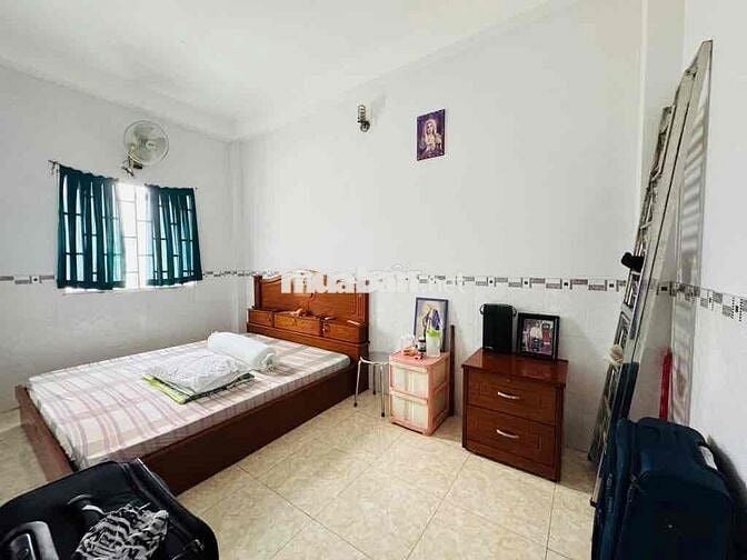 Nhà Ngang 5m - quận 8 - Cầu Chà Và - 50m2 - Hoàn Công - chỉ hơn 5ty
