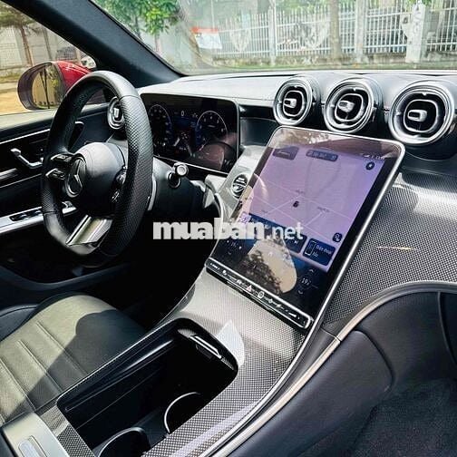Mercedes Benz GLC 2023 300 4Matic - 68000 km