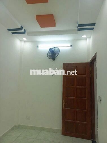 NHÀ CẤP 4 HẺM 2M5 , AN NINH YÊN TĨNH, GẦN CHỢ, TRƯỜNG HỌC, BÁCH HÓA,..