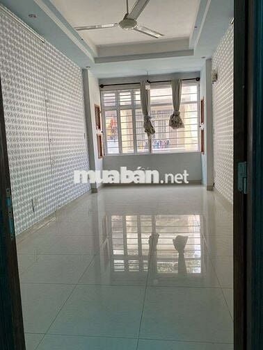 Nhà mới 343/7 Tô Hiến Thành, p12. Dt. 3,5x13m 1 trệt 3 lầu st. 3pn 4wc
