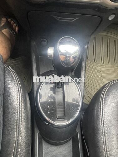 Lên 7 chỗ cần bán Hyundai i20 2011 1.4 AT