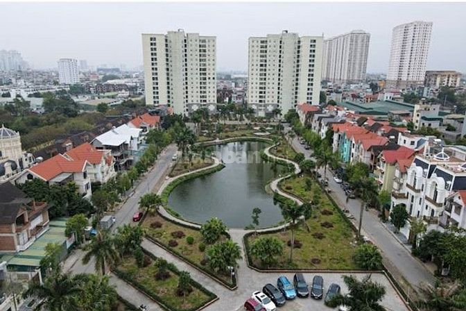 BÁN CĂN BTLK ĐƯỜNG 70 DT 122,8M MẶT TIỀN 8M VỊ TRÍ KIM CƯƠNG