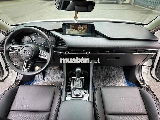 Mazda 3 2024 1.5L Luxury - 20000 km
