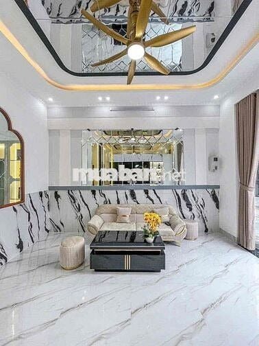 Bán nhà phố hiện đại tại đại lộ hùng vương