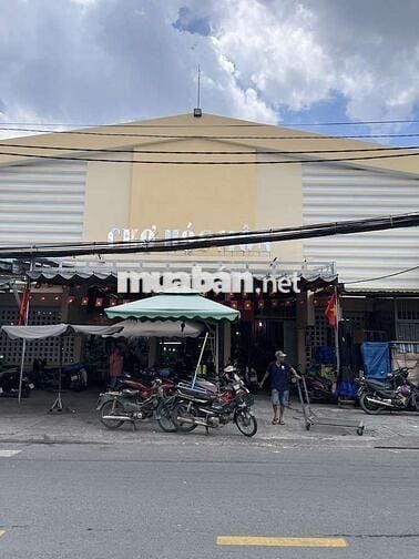 CHỈ 3.3TỶ MÀ CÓ NHÀ SÁT THỊ TRẤN HỐC MÔN.61M(5.3 x 13)SHR.HẺM NỘI BỘ.