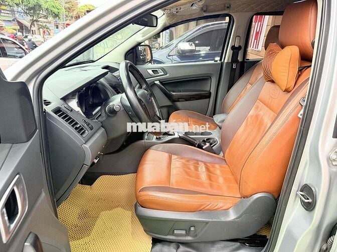 Wildtrak 3.2 4x4 AT tự động 2 cầu xe đẹp.
