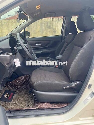 Toyota Avanza Premio 2023 dk2024