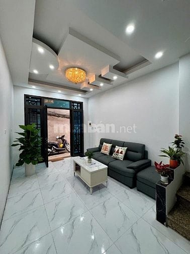 Bán nhà khu Đền Lừ, Hoàng Mai, diện tích 26 m2 x 4 tầng, sát đường ôtô