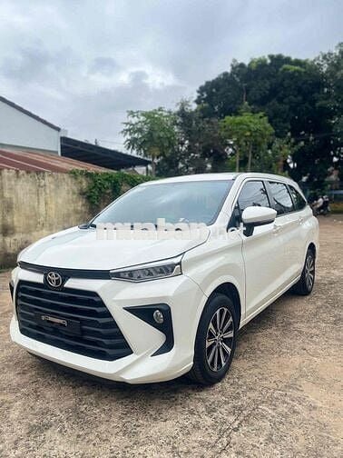 Toyota Avanza Premio 2023 dk2024