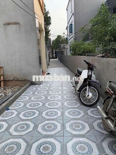 Nhà Giang Chính, lô góc,4 tầng, 2 thoát vĩnh viễn