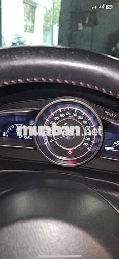 Mazda 3 2016 1.5 AT Hatchback - 72000 km