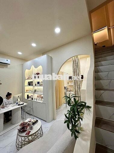 siêu phẩm mua ở vừa kinh doanh
