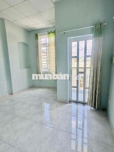 Nhà 3Pn Ngay Cao đẳng điện lực sẵn 1 máy lạnh giá 8 triệu
