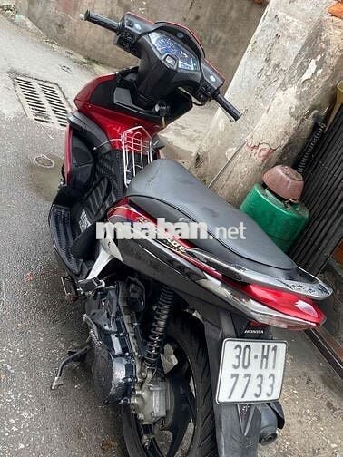 xe còn rất đẹp và may móc zin chất lượng cao